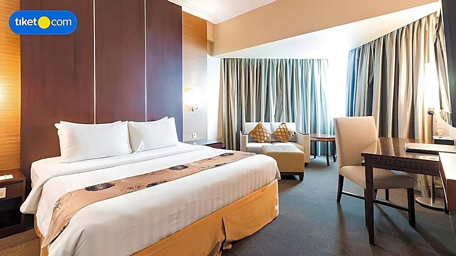 Emerald Garden Hotel