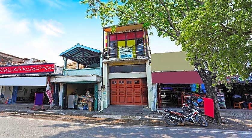 OYO Life 91856 Griya Gedangan Syariah