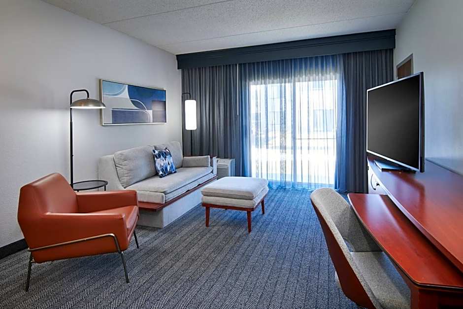 Courtyard By Marriott Chicago Highland Park/Northbrook