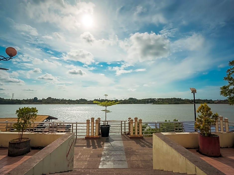 Capital O Ridel Hotel Kota Bharu