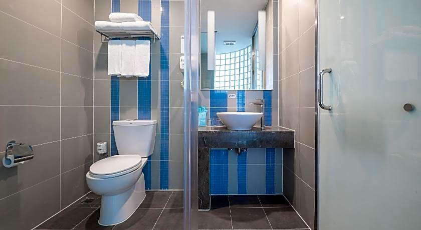 Holiday Inn Express Qingdao West Coast By IHG