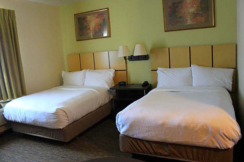 Candlewood Suites Tulsa
