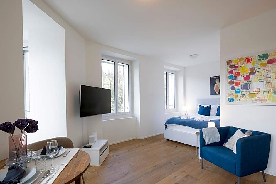 STAYY The River - contactless check-in