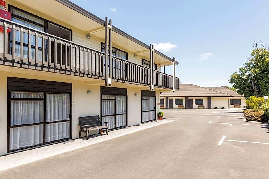 Kauri Court Motel and Apartments