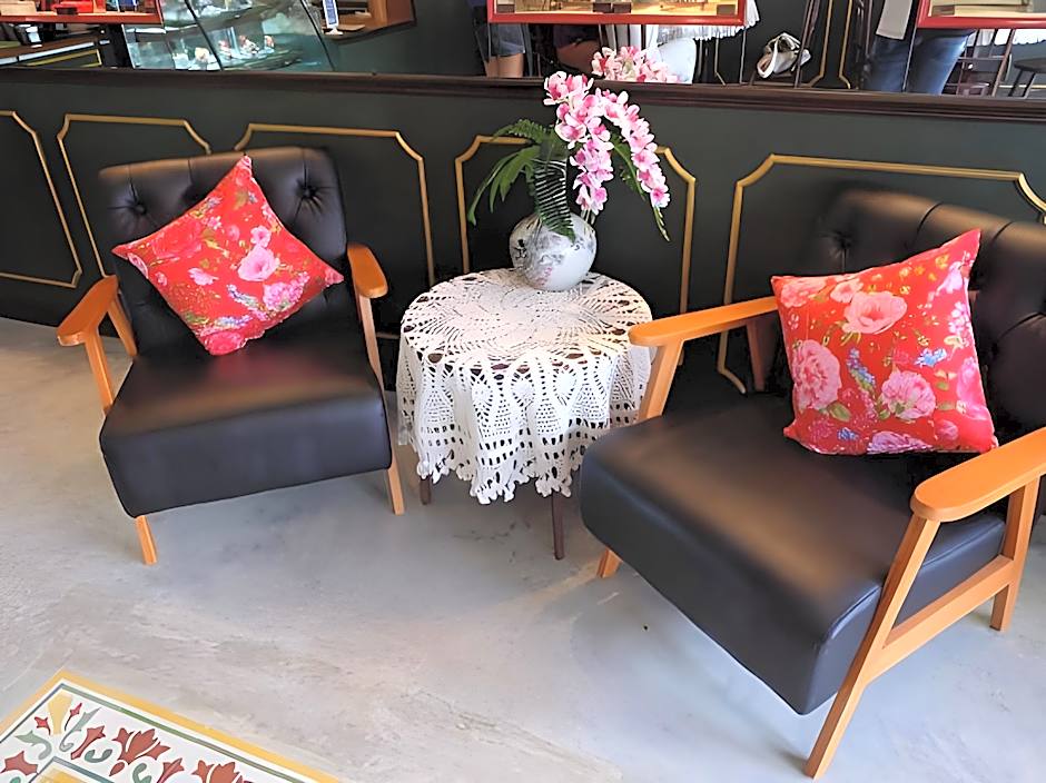 The Neighbors Hostel