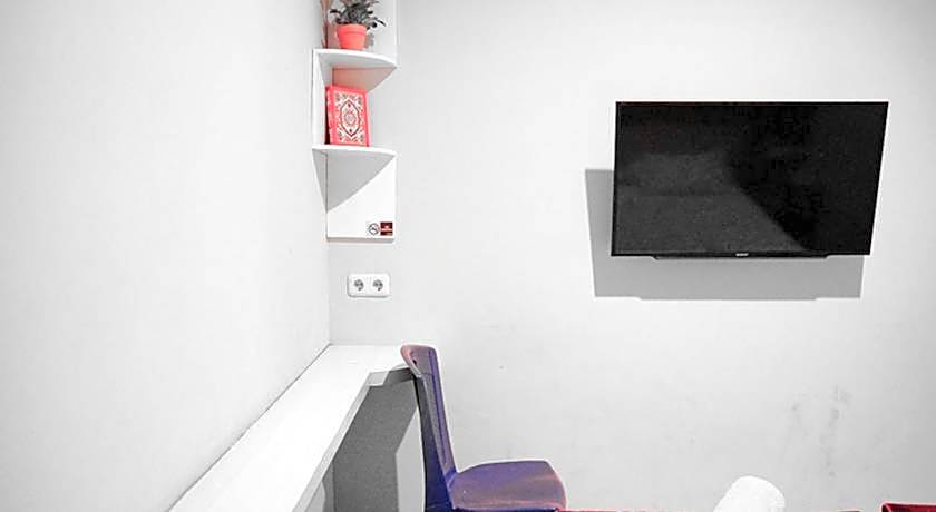 Audah Syariah Residence Mitra RedDoorz