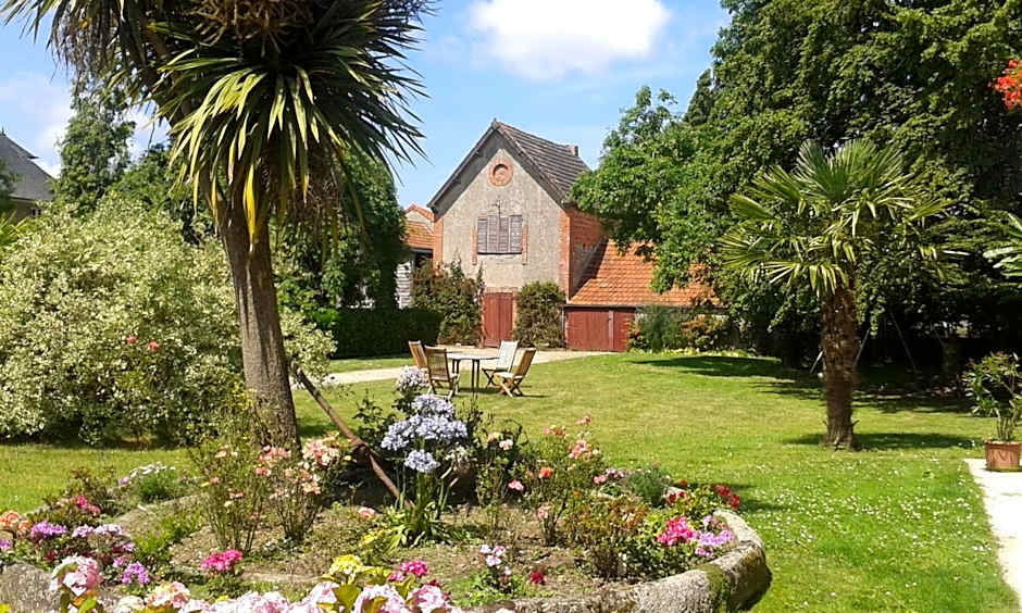 Logis Hôtel La Demeure du Perron