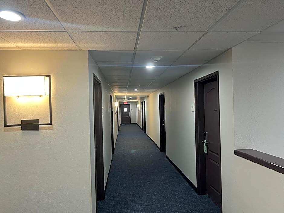 Garner Hotel Phoenix - Surprise By IHG