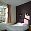 Riviera Hotel