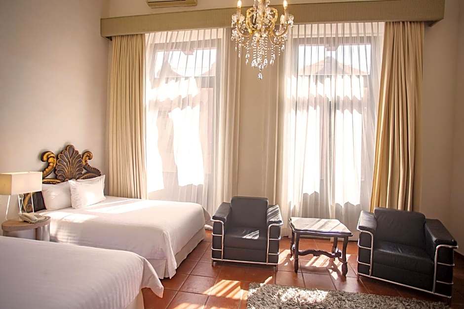 Hotel Herencia By Hosting House