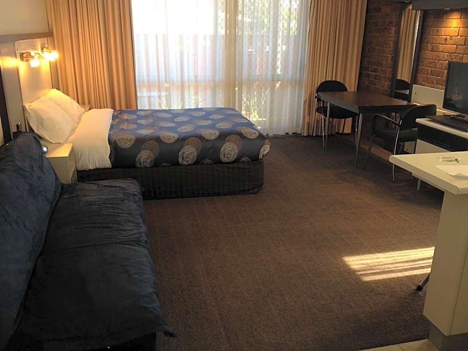 The Central Hotel Motel Lakes Entrance