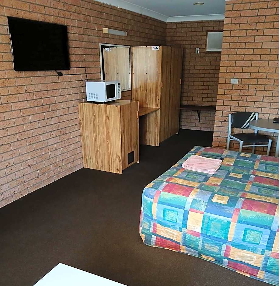 Aaron Inn Motel