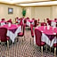 Ramada by Wyndham Niagara Falls/Fallsview