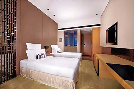 Superior Room – with access to Nina Communal