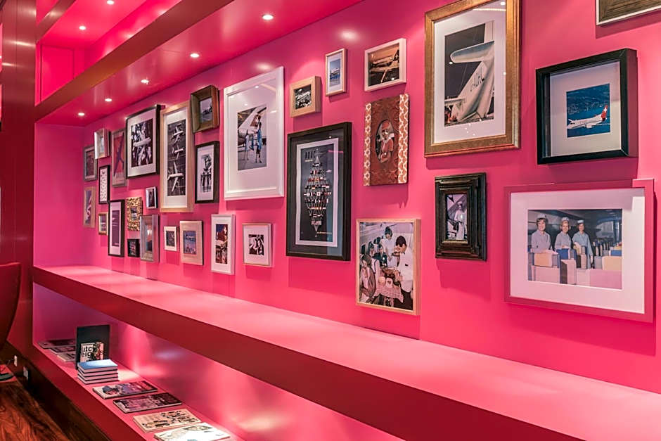 Airport Hotel Basel - Convenient & Friendly