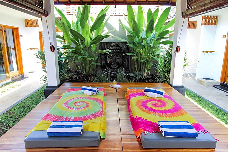 Villa Casablanca Surf Keramas