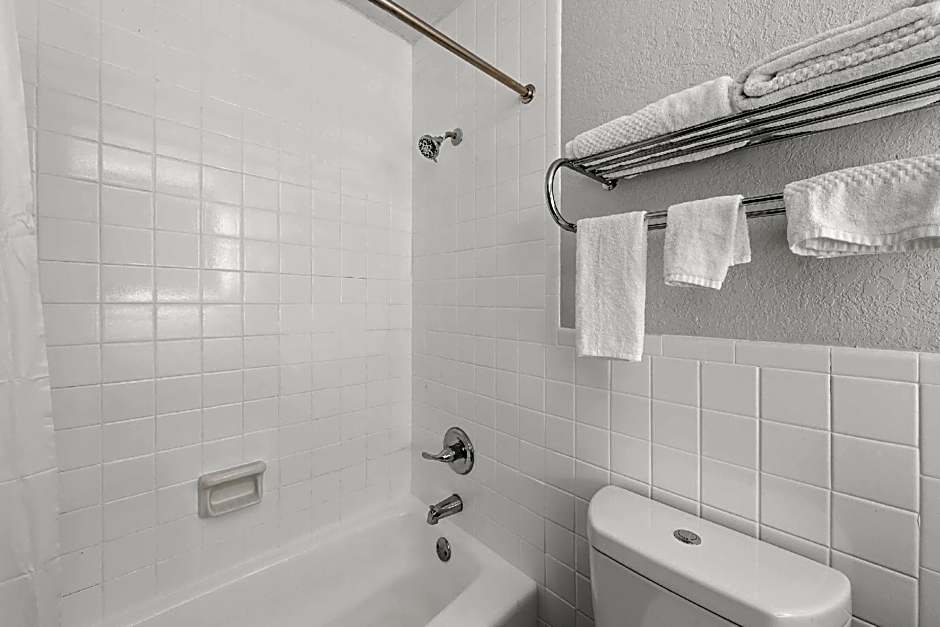 Suburban Studios Fairborn - Dayton