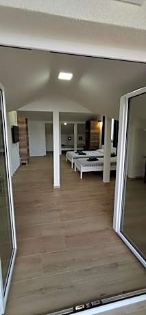 Suite with Lake View