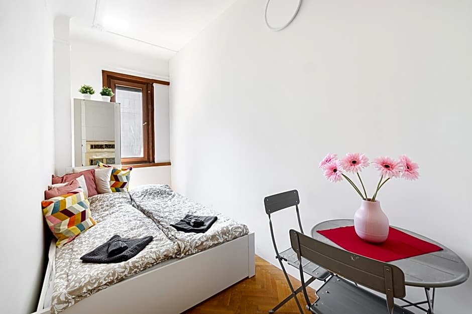 Stylish Homes Downtown Buda