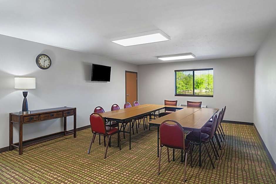 Baymont by Wyndham Oacoma