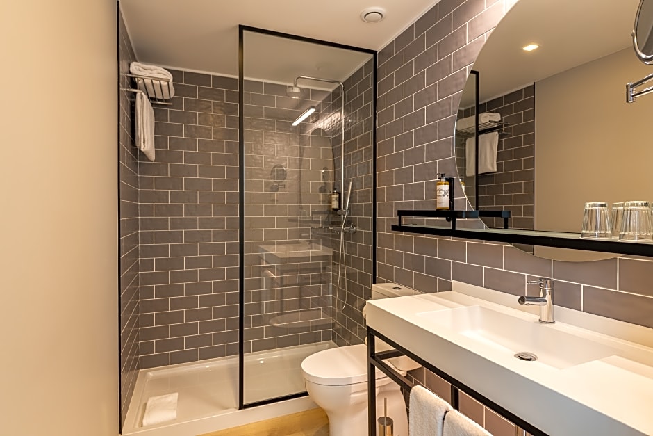 Pestana Fisherman Village