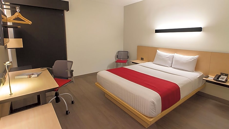 City Express Plus by Marriott Ciudad de México Mundo E