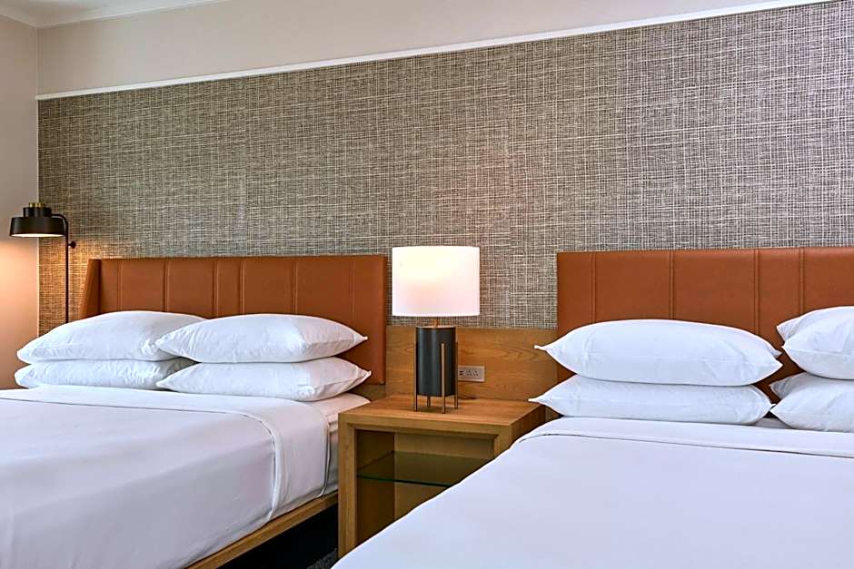 Sheraton Grand Sacramento Hotel