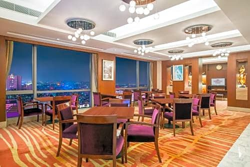 Crowne Plaza Zhongshan Xiaolan, an IHG Hotel