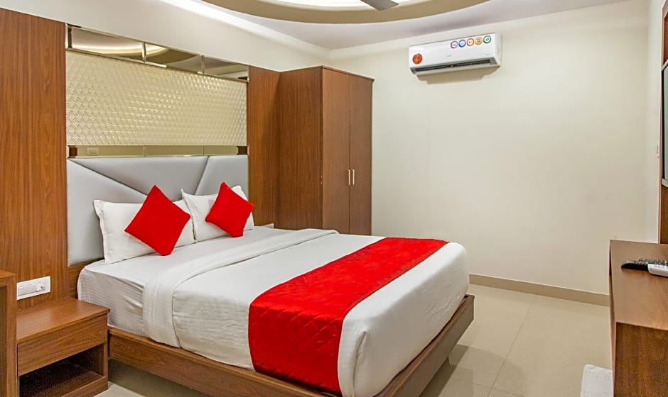 Hotel Hometown- Bandra Kurla Complex