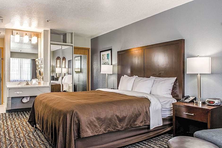 Clarion Hotel By Humboldt Bay