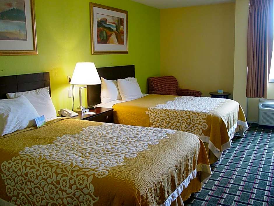Days Hotel & Conference Center by Wyndham Danville