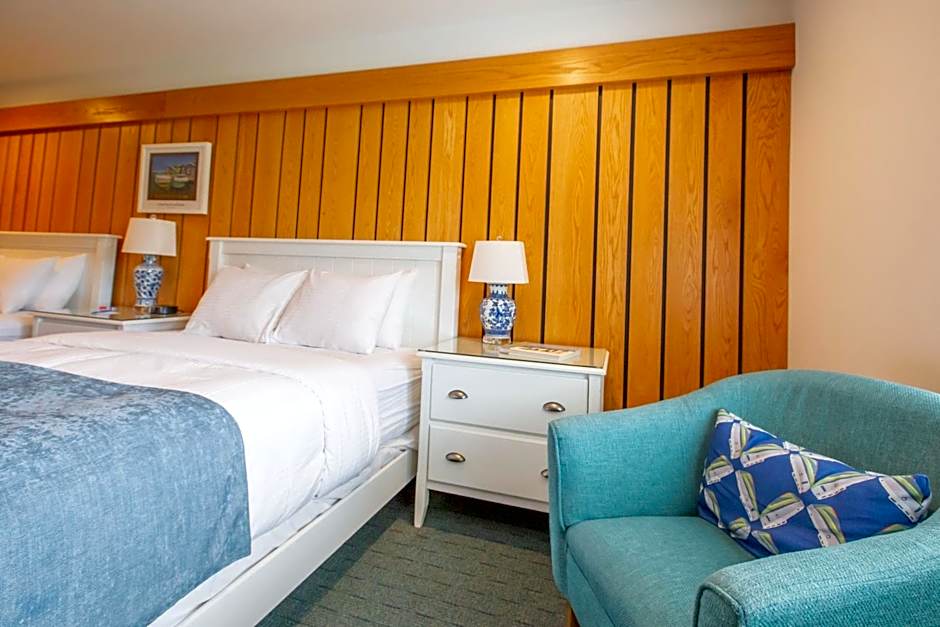 The Leland Lodge