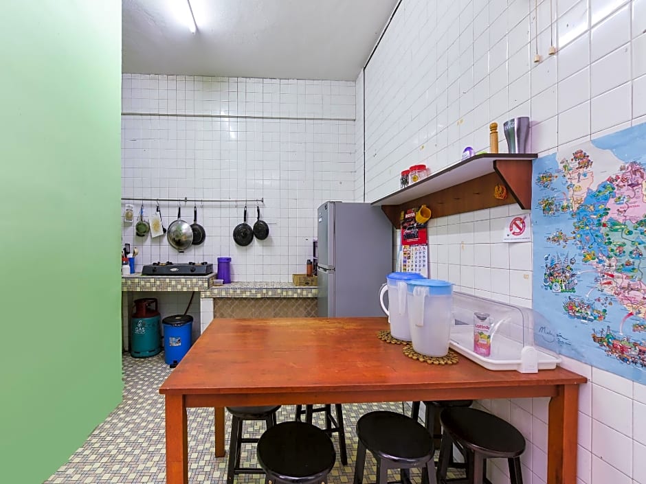 SPOT ON 89872 Kuantan Backpackers