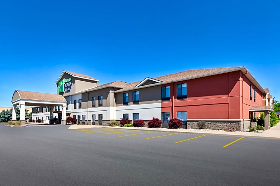 Holiday Inn Express and Suites Three Rivers By IHG