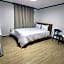 The Oakra Hotel