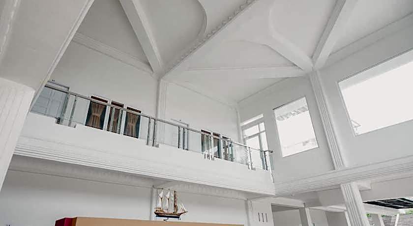 RedDoorz Syariah near Arafah Hospital Jambi