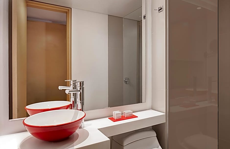 Fairfield by Marriott Bogota Embajada