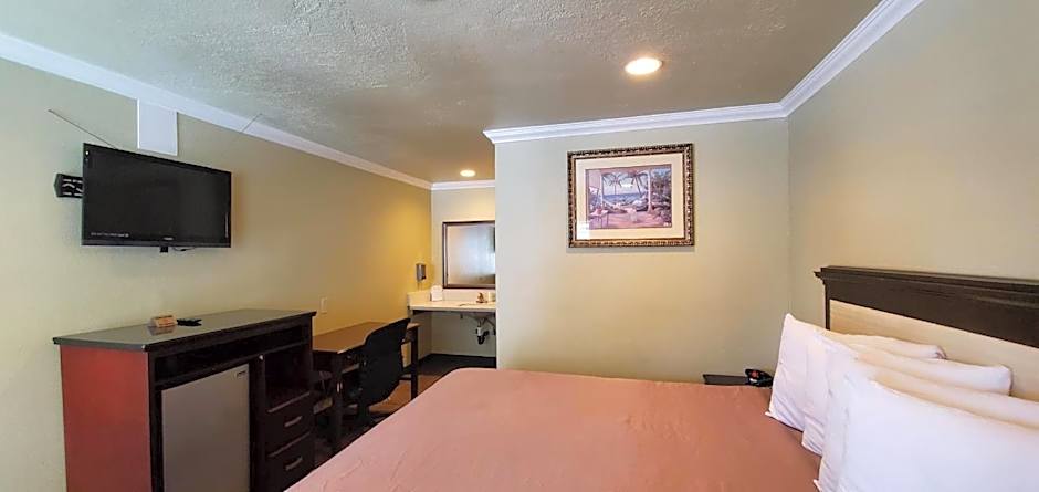 Le Blanc Inn & Suites