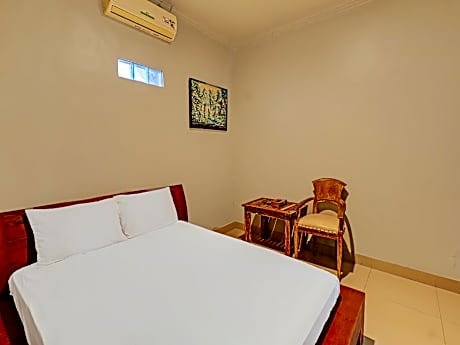 OYO 92203 Tata Guest House