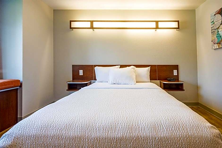 Microtel Inn & Suites By Wyndham Cheyenne