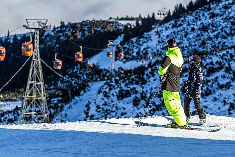 Studios-Villa Park SV