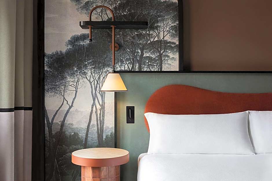 Spring House Hotel Rome Vatican, Tapestry Collection Hilton