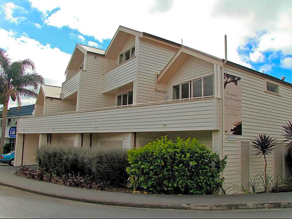 Hananui Lodge and Apartments