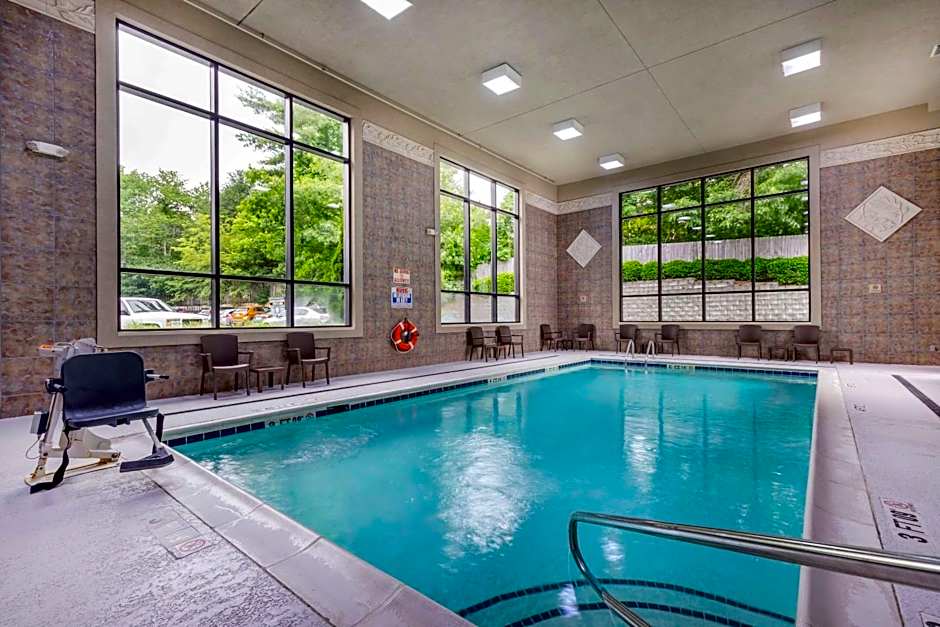 Comfort Suites Boone - University Area