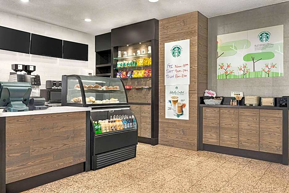 Ramada Plaza by Wyndham Niagara Falls