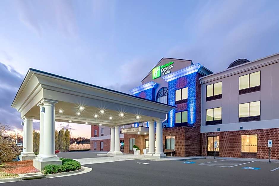 Holiday Inn Express Hotel & Suites Tappahannock By IHG
