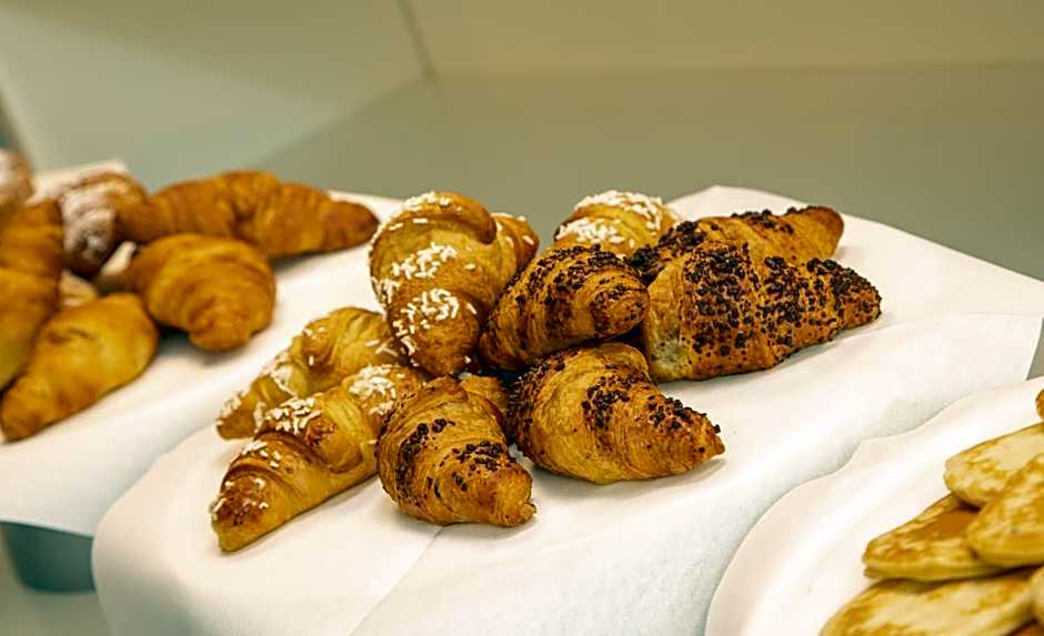 Regina Urban Beach Hotel