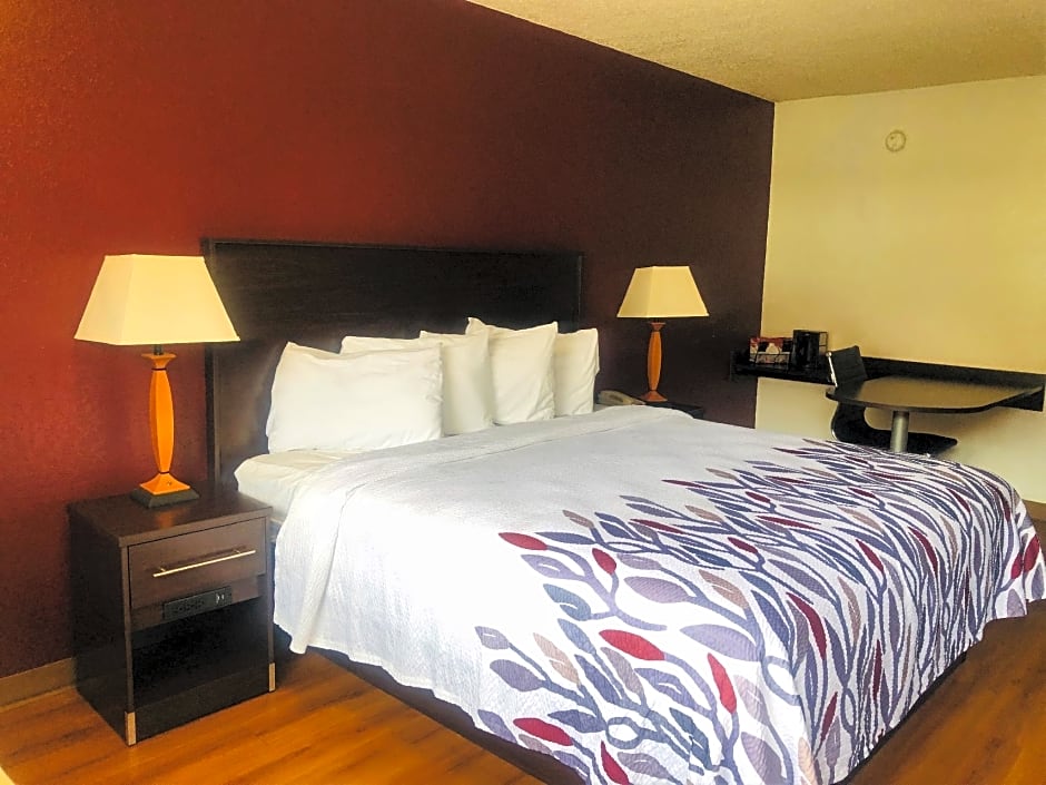 Red Roof Inn Bridgeton – Bridgeton, MO