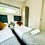 Black Bull Retreat, Barmston with Private Hot Tubs