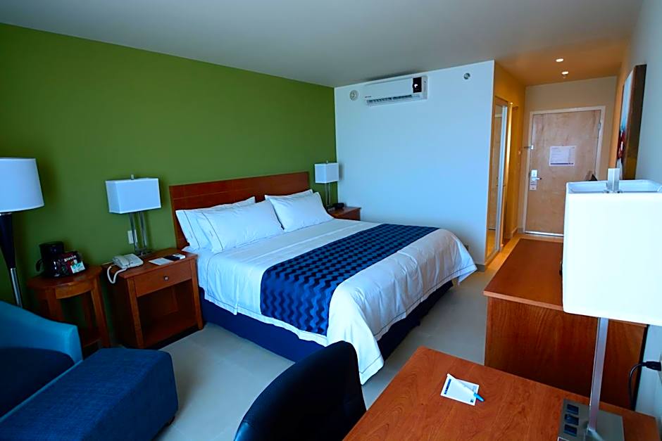 Holiday Inn Express Cabo San Lucas By IHG